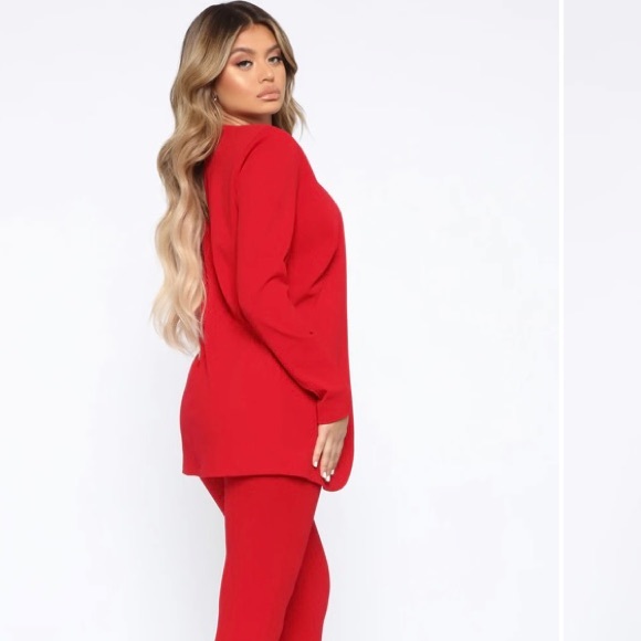 Red blazer set - Picture 2 of 4